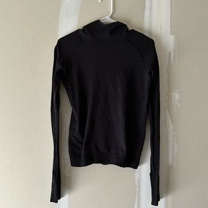Lululemon black long sleeve with hood